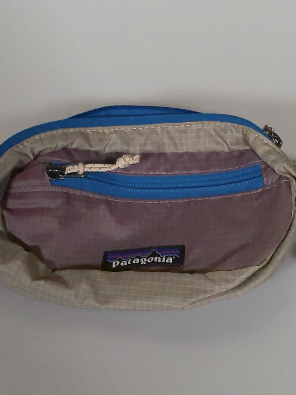 Patagonia Ultralight Mini Hip Pack Fanny Pack Purple Gray Blue Ripstop Belt Bag